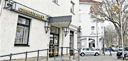 Commerzbank Schliesst Jede Vierte Filiale In Der Region Pressreader