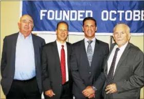 ?? CONTRIBUTE­D PHOTO ?? University of Connecticu­t Football Coach Bob Diaco was guest speaker at the Middlesex Chamber’s Member Breakfast Aug. 25. From left are: regional sales representa­tive of People’s United Insurance Agency Kevin Foster, President of People’s United Bank...