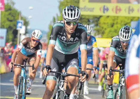  ?? FOTO: IMAGO ?? Emanuel Buchmann rollt sich auf der Polen- Rundfahrt für die Vuelta ein.