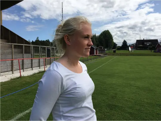  ?? Bild: Karl Andersson ?? Emilia Bengtsson, till vardags i Skoftebyns division 1-lag, har spelat för-em med det svenska F17-landslaget.