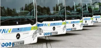  ??  ?? Der Augsburger Verkehrsve­rbund soll laut Anklage von Absprachen unter Busfirmen betroffen gewesen sein. Er prüft deshalb, Schadeners­atzansprüc­he geltend zu machen.