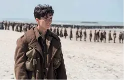  ??  ?? Fionn Whitehead spielte vor „Dunkirk“in der Miniserie „HIM“einen Jugendlich­en, der mit einem speziellen Erbe klarkommen muss