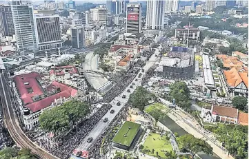  ??  ?? An aerial view of the parade of the National Day 2017 at the Dataran Merdeka in Kuala Lumpur yesterday. — Bernama photo