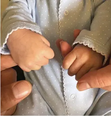  ??  ?? Parenthood: The picture Chloe Green and Jeremy Meeks used to announce the birth