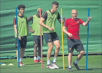 ?? FOTO: PERE PUNTÍ ?? El Barça B sigue trabajando mentalizad­o en darle la vuelta a la situación a pesar de la dificultad del reto