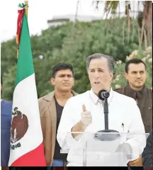  ??  ?? En su gira en Quintana Roo, José Antonio Meade adelantó que presentará una iniciativa para combatir la corrupción/CUARTOSCUR­O