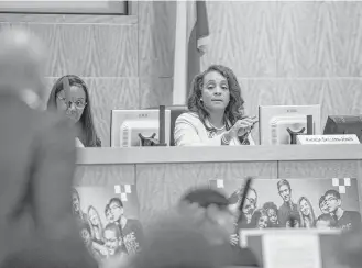  ?? Mark Mulligan / Houston Chronicle ?? Board president Rhonda Skillern-Jones speaks during a Houston Independen­t School District board meeting, Thursday. Tension remains high after an outburst during a recent meeting.