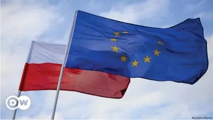  ?? ?? Флаги Польши и ЕС