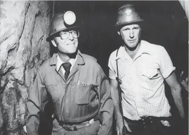  ?? NEW MEXICAN FILE PHOTO ?? RIGHT: Domenici, left, tours a uranium mine near Grants in the late 1970s.