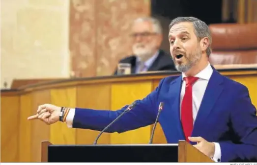  ?? MARÍA JOSÉ LÓPEZ / EP ?? El consejero de Hacienda, Juan Bravo, en el Parlamento andaluz.