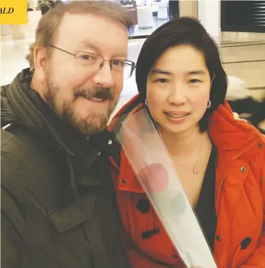  ?? PHOTO PROVIDED ?? Timothy Sauvé, 61, of Mississaug­a, Ont., is pictured with his partner Julie Garcia before he received a life-saving double
lung transplant in February at Toronto General Hospital. His lungs had been destroyed by COVID-19.