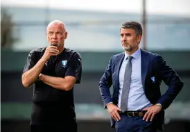  ?? Bild: LUDVIG THUNMAN/BILDBYRÅN ?? SAKNAR PROFIL. Malmö FF och nye tränaren Uwe Rösler (till vänster) tvingas klara sig utan Fouad Bachirou i första mötet med rumänska Cluj.