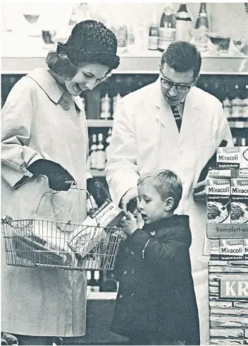  ?? FOTO: MARS FOOD/DPA ?? Im Jahr 1961 kam der berühmte Spaghetti-Baukasten auf den deutschen Markt. Der Name Mirácoli sollte bei den Verbrauche­rn Assoziatio­nen mit Italien wecken.