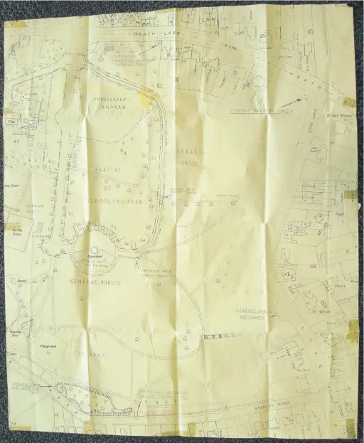  ??  ?? Police map of Mary Stevens Park, Stourbridg­e showing the different sections of the crowds for the visit of the Queen April 23, 1957