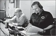  ?? CHRIS SWEDA/CHICAGO TRIBUNE ?? Bears play-by-play announcer Jeff Joniak prepares in the booth.