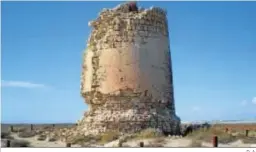  ?? D. A. ?? Restos de esta torre defensiva ubicada en pleno Punta Entinas-Sabinar.