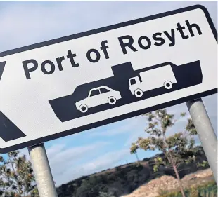  ?? Picture: Kris Miller. ?? Forth Ports, which owns Rosyth docks, is said to be weighing up the possibilit­y of competing for one of the free port titles.