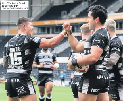  ?? DAVID GREAVES/NEWS IMAGES ?? Hull FC’S Andre Savelio celebrates a try