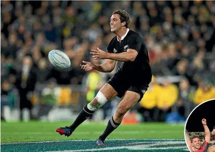  ?? GETTY IMAGES ?? Tom Taylor in action for the All Blacks in a Bledisloe Cup test in Wellington in 2013. Inset, Taylor and his Canterbury team-mates celebrate winning th 2015 NPC final against Auckland.