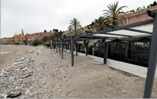  ?? (Photos Jean-François Ottonello) ?? Avant - Après : les plages retrouvent leur vue et leur confort.