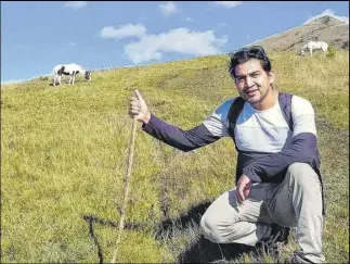  ?? Fotos: Cortesía / EXTRA ?? Vizhco era un hombre al que le gustaba la aventura y viajar mucho. Jugaba fútbol, era arquero.