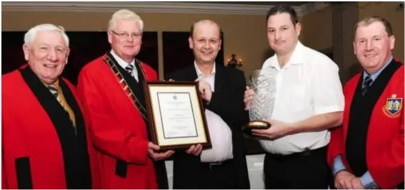  ??  ?? Drogheda Mayor Frank Maher presenting Peter Moroney with A Civic Award from Drogheda Borough Council for his work with Sosad Ireland. Also in the picture are Cllr Tommy Murphy, Cllr Matthew Coogan and Cllr Malachy Godfrey in The Westcourt Hotel.