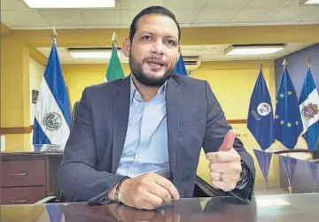  ??  ?? Jefe municipal. El extenista Rafael Arévalo fue electo alcalde en las elecciones de febrero