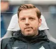  ?? Foto: dpa ?? Florian Kohfeldt feierte mit Werder Bremen den ersten Sieg seit 126 Tagen.