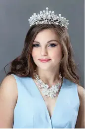  ?? —photos fournies par Alberto Ponce Photograph­y ?? Kaleigh Allard, 14 ans, de Hawkesbury est une athlète, une artiste, une bénévole communauta­ire et maintenant la nouvelle Miss Teen Prescott-Russell 2019. Son maquillage a été faite par Blush by Jackie.