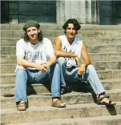  ?? PHOTO COURTESY GERALD BUTTS ?? Gerald Butts and Justin Trudeau became fast friends as students at McGill University.