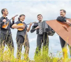  ?? FOTO: VERANSTALT­ER ?? Das Quartett versteht sich auf Wimpernsch­lag und bietet in ihren Konzerten eine erstaunlic­he Repertoire­bandbreite, die weit über die große Tradition russischer Volksmusik hinausgeht.