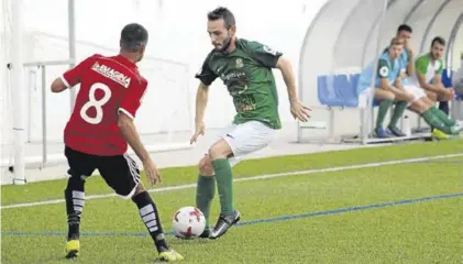  ??  ?? Gómez, autor del primer gol en Castuera, en el partido contra el Montijo.