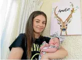 ?? ROBYN EDIE/STUFF ?? Jordyn Braithwait­e and her 1-month-old daughter Amalia Ryder are part of five living generation­s in their family.