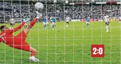  ?? ?? 2:0
Ilkay Gündogan verwandelt einen Foulelfmet­er souverän zum 2:0.