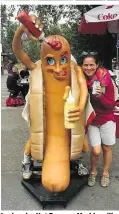  ??  ?? Lachender Hot Dog von Markleevil­le, einer historisch­en Mautstatio­n