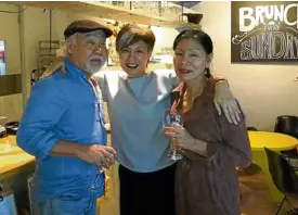  ??  ?? Neal Oshima, Ginny Roces-de Guzman and Susan Roxas at Tilde Hand Craft Café