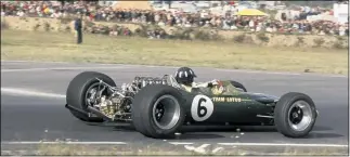  ??  ?? Graham Hill drove the Cosworth Dfv-powered Lotus 49 for the first time in 1967