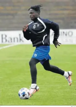  ?? M.C.I.C. ?? Alhassan Koroma, durante un entrenamie­nto.