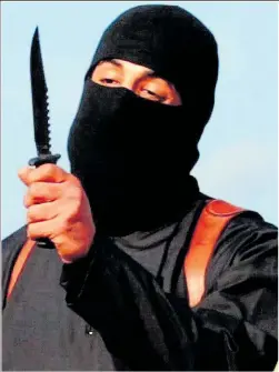  ??  ?? Jihadi John still appears in the horrific online videos