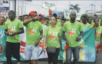  ??  ?? L-R: Olanrewaju Fasasi a.k.a Sound Sultan; Stanley Chibunna a.k.a Funnybone; Brand Communicat­ions Manager, Power Oil, Ijeoma Opara and Area Marketing Manager of Power Oil in Port Harcourt, Armstrong Egesi during the Power Oil WalkHeartO­n 3.0 in...