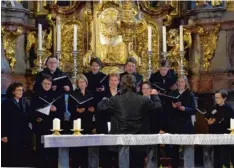  ?? Foto: Manuela Rieger ?? Die Vokalisten wussten ihr Publikum in der Meringer Pfarrkirch­e St. Michael zu über zeugen.