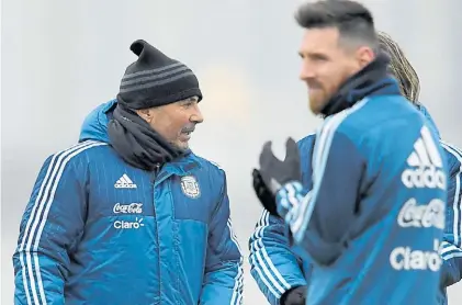  ?? AFP ?? Operativo Mundial. Jorge Sampaoli estacionar­á en Barcelona y conversará con Lionel Messi.