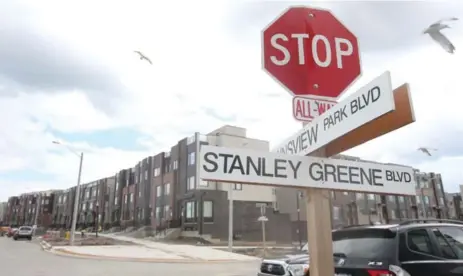  ?? VINCE TALOTTA/TORONTO STAR ?? Downsview Park’s recently acquired subdivisio­n, Stanley Greene, is unfinished but already home to unhappy residents, Christophe­r Hume writes.