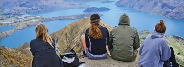  ??  ?? New Zealander has announced a plan to clean up the country’s freshwater lakes and rivers, many of which are unswimmabl­e due to pollution.