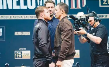  ?? Associated Press ?? ±
Canelo Alvarez (left) and Gennady Golovkin pose during a news conference on Thursday.