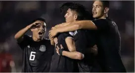  ?? AFP ?? México venció a Panamá, 3-0, el viernes en territorio canalero.