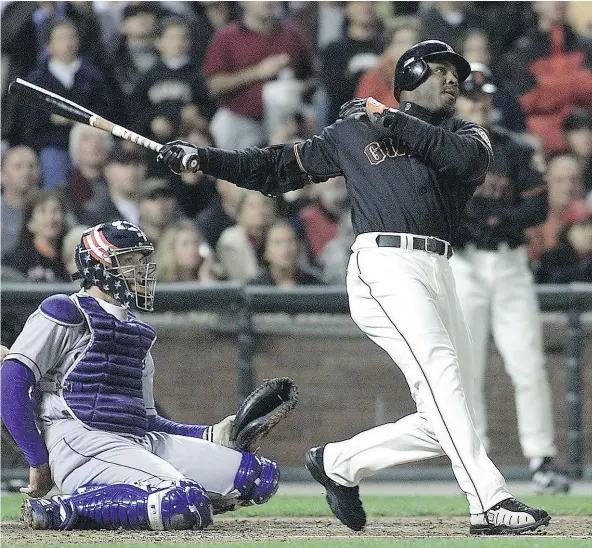  ?? — GETTY IMAGES FILES ?? Former San Francisco Giants slugger Barry Bonds finished his career with 762 home runs, but he left the game under a cloud of steroid allegation­s. Bonds says he believes he could have reached 800 career homers if he played one more year.