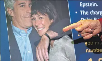  ?? FOTO: JOHANNES EISELE/AFP ?? Nach Jeffrey Epsteins Tod konzentrie­rt sich die Justiz auf dessen „beste Freundin“Ghislaine Maxwell.