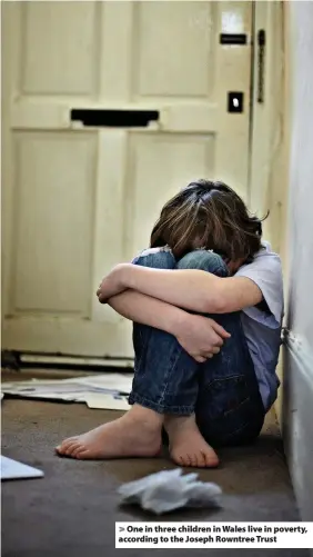  ??  ?? > One in three children in Wales live in poverty, according to the Joseph Rowntree Trust