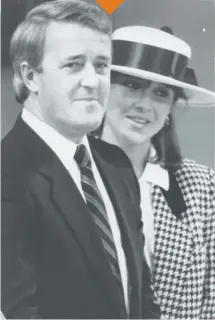  ??  ?? Brian Mulroney et son épouse 1985 Mila Pivnick.